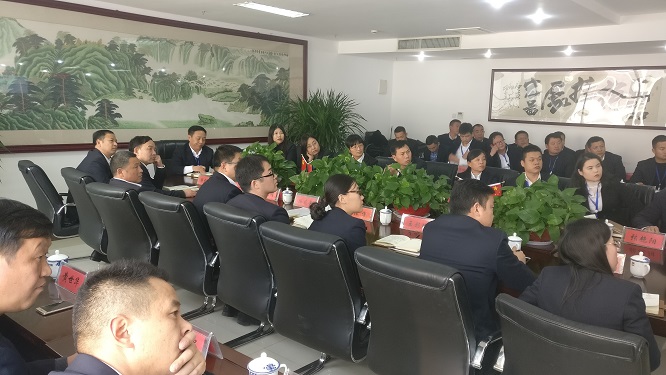 河南寶盈建設(shè)集團(tuán)組織召開第四季度項(xiàng)目經(jīng)理會(huì)